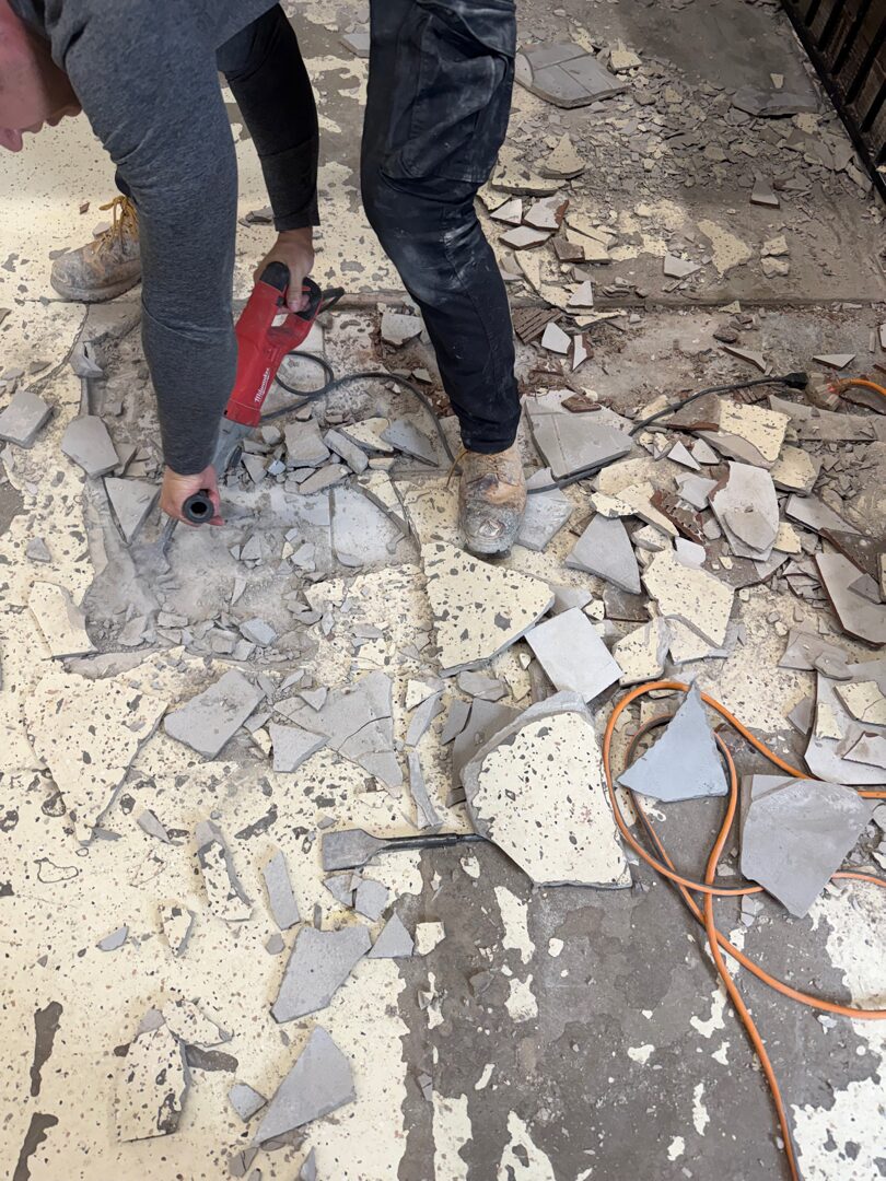 Concrete grinding and surface profiling for polyurea base coat in dog training facility